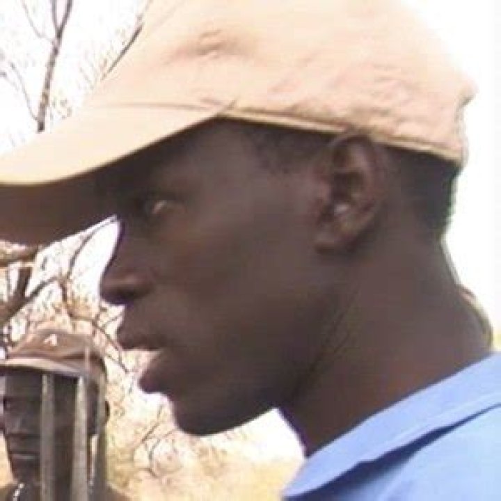 Salva Dut (Activist) - Age, Birthday, Bio, Facts, Family, Net Worth, Height & More