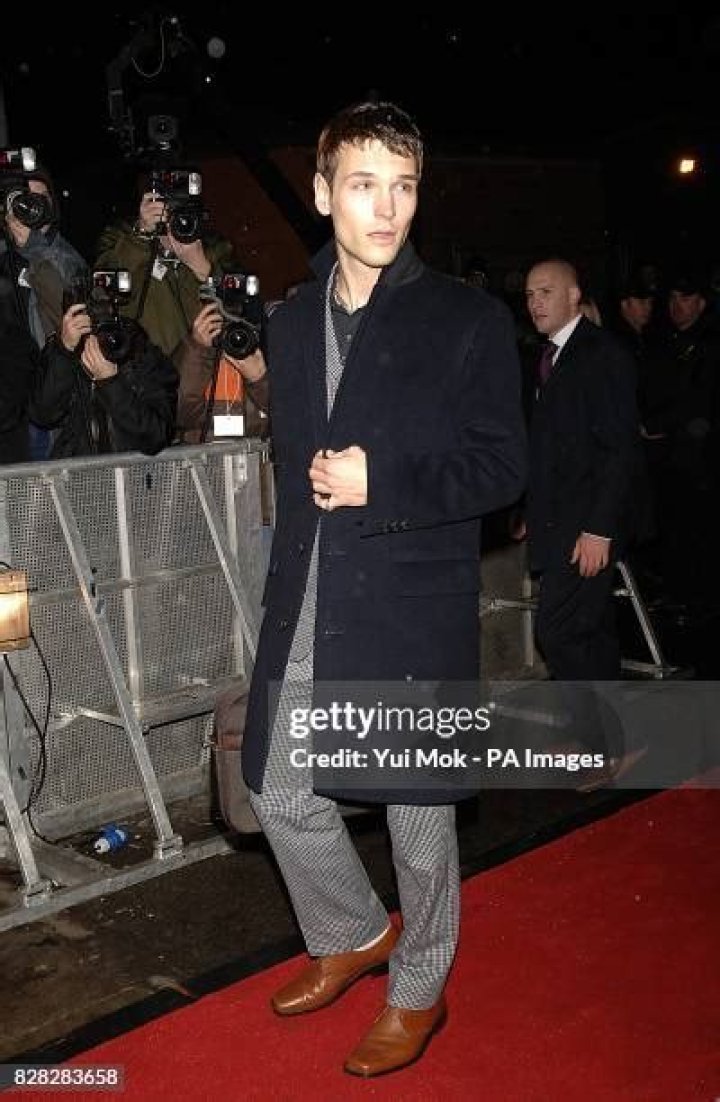 Samuel Preston (Rock Singer) - Age, Birthday, Bio, Facts, Family, Net Worth, Height & More