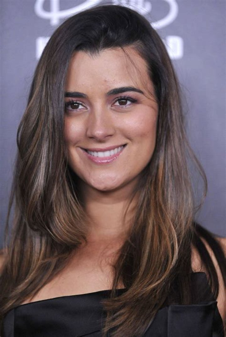 Sarah Habel – Celebsgraphy