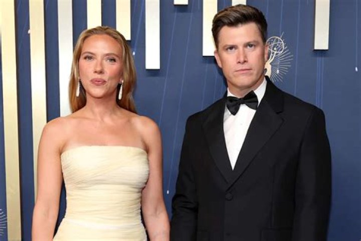 Scarlett Johansson and Colin Jost Stun at the 2020 Oscars: See Red Carpet Photos