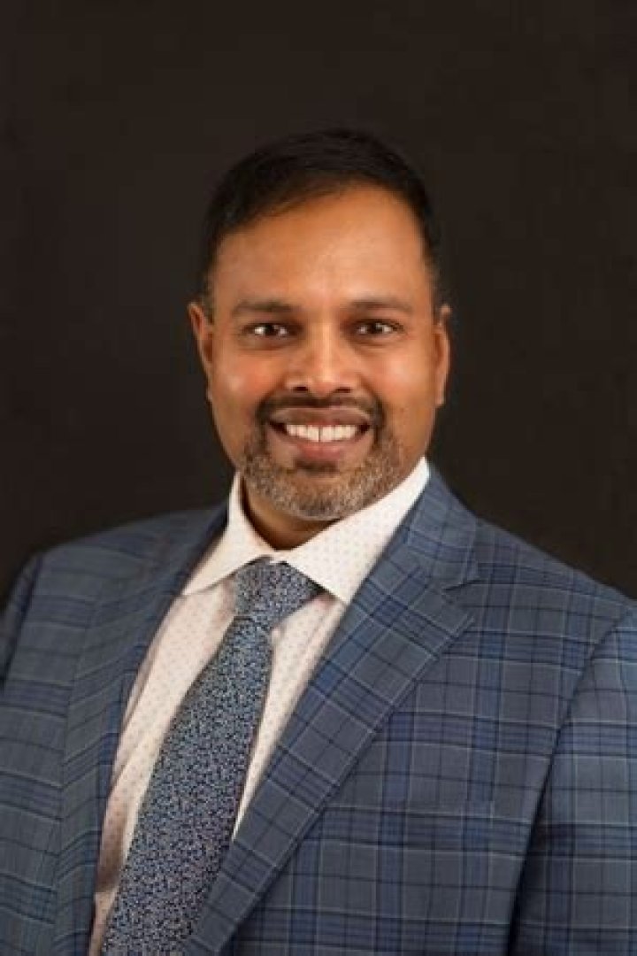 Dr. Seenu Hariprasad, MD – Chicago, IL