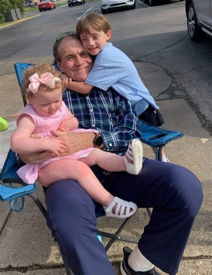 Shawn Estes Biography, Age, Height, Wife, Net Worth, Family