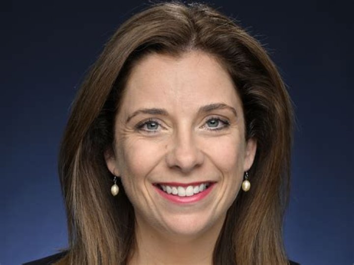 Sheilah Wells Net Worth, Income, Salary, Earnings, Biography