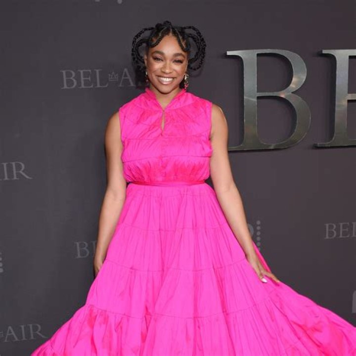 Simone Joy Jones Height, Weight, Net Worth, Age, Birthday, Wikipedia, Who, Nationality, Biography