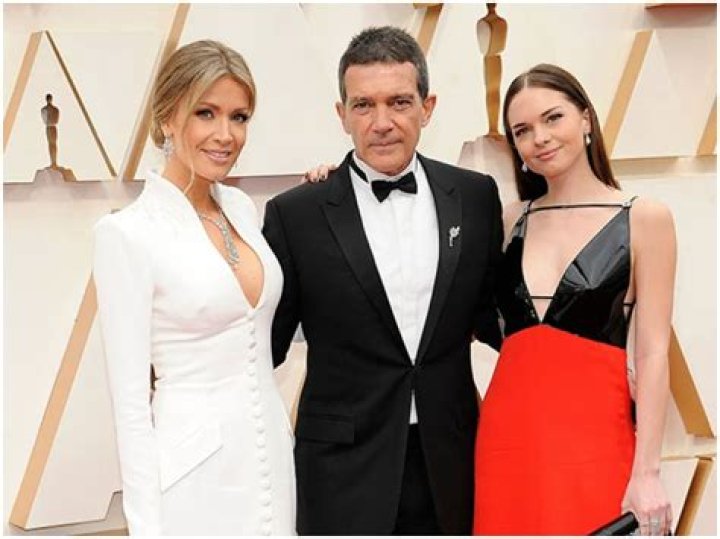 Stella Banderas Biography, Age, Height, Husband, Net Worth, Family