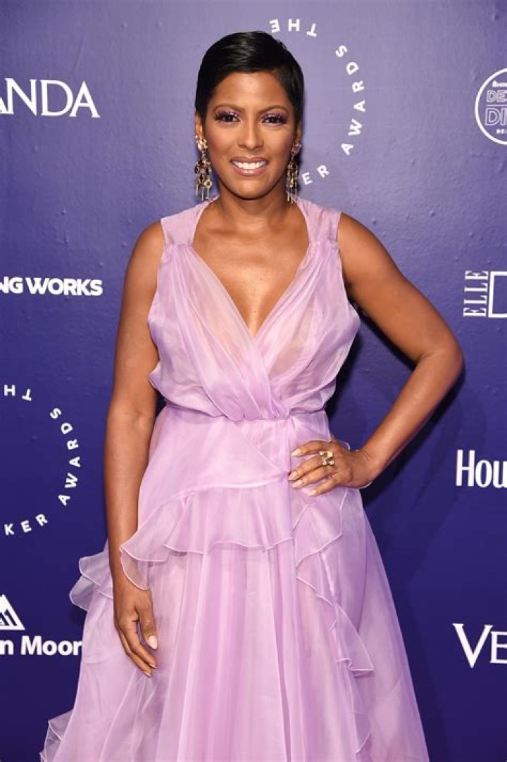 Tamron Hall Height, Weight, Net Worth, Age, Birthday, Wikipedia, Who, Nationality, Biography