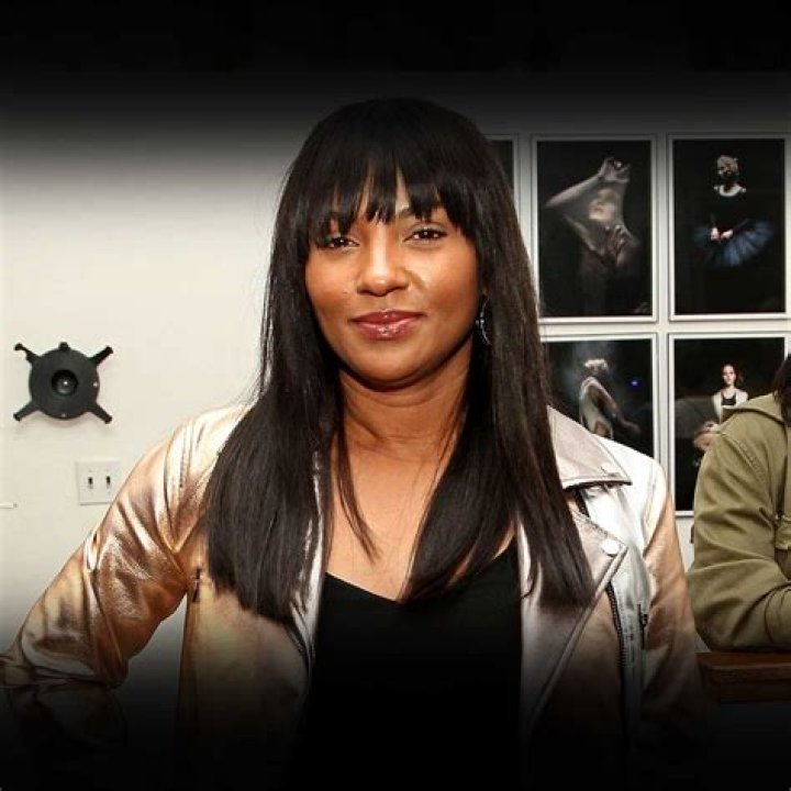 Tara Wallace (Reality Star) - Age, Birthday, Bio, Facts, Family, Net Worth, Height & More