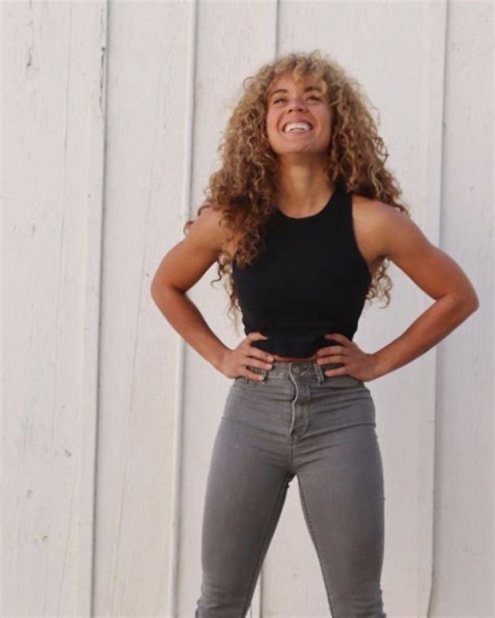 Taylor Goldsmith Biography, Age, Height, Wife, Net Worth, Family