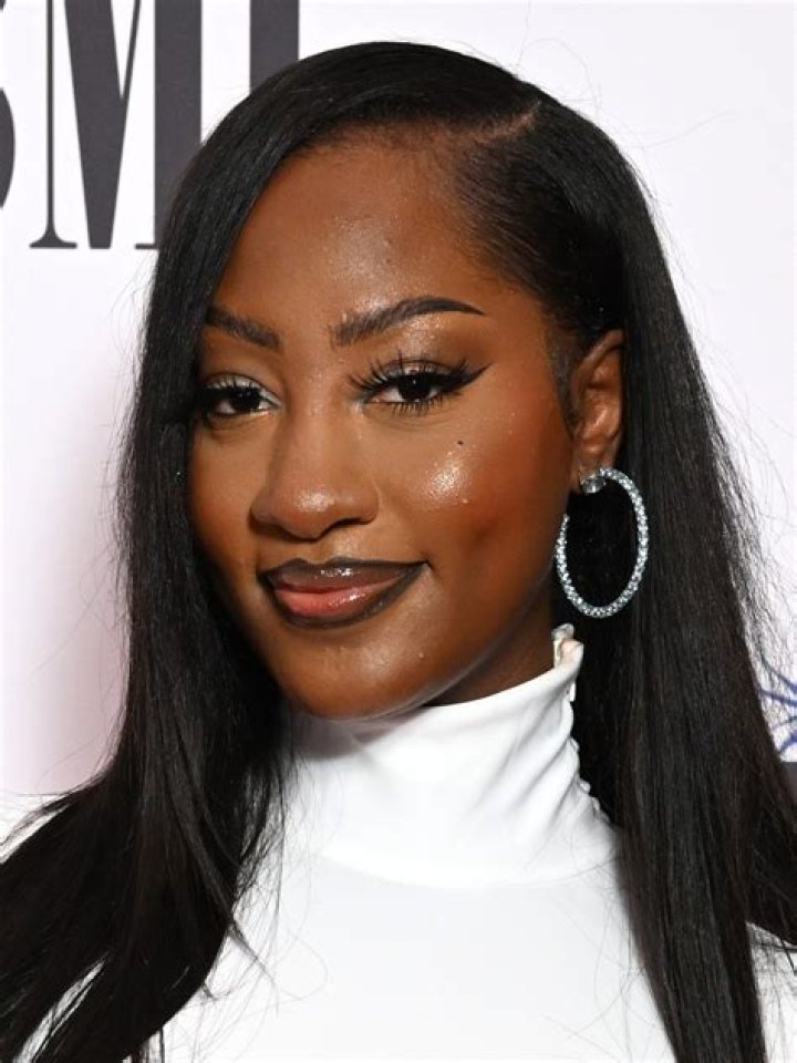 TEMS (Songwriter) - Age, Birthday, Bio, Facts, Family, Net Worth, Height & More