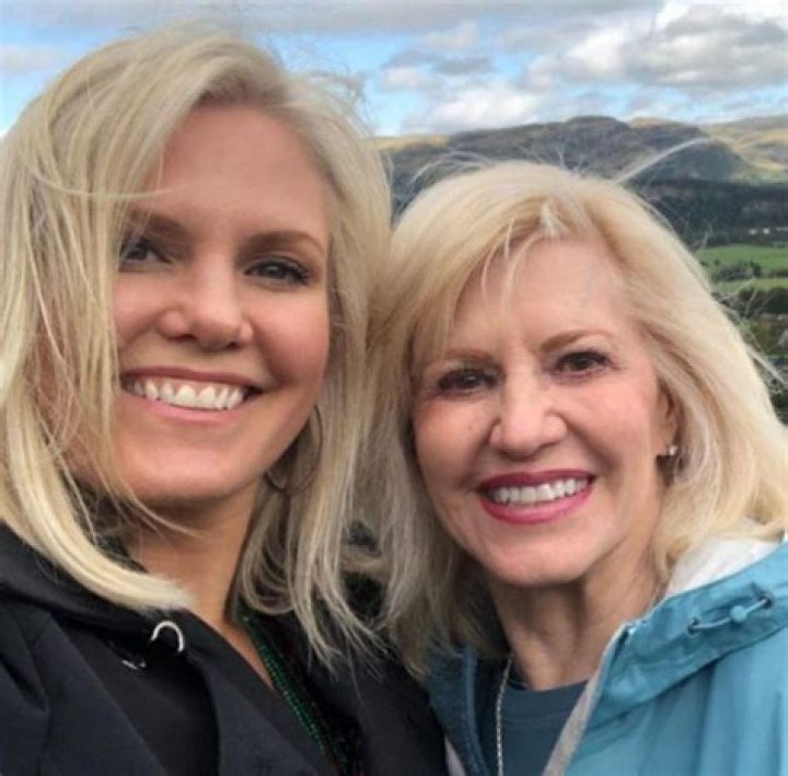 Terri Conn (Soap Opera Actress) - Age, Birthday, Bio, Facts, Family, Net Worth, Height & More