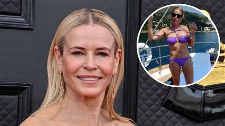 The Comedy Queen! Chelsea Handler Looks Great in Bikinis: Swimsuit Photos
