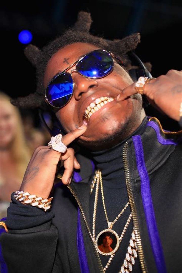 The Internet Went In On Kodak Black For Using Instagram Live In The Shower