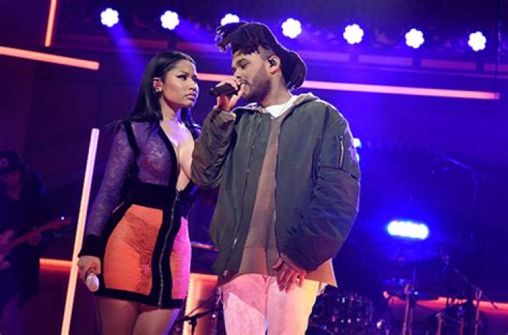 The Weeknd & Nicki Minaj Perform "The Hills" Remix On Saturday Night Live