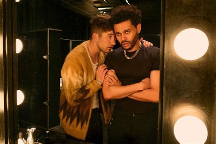 The Weeknd Premieres New Song "Scared To Live" On "SNL"