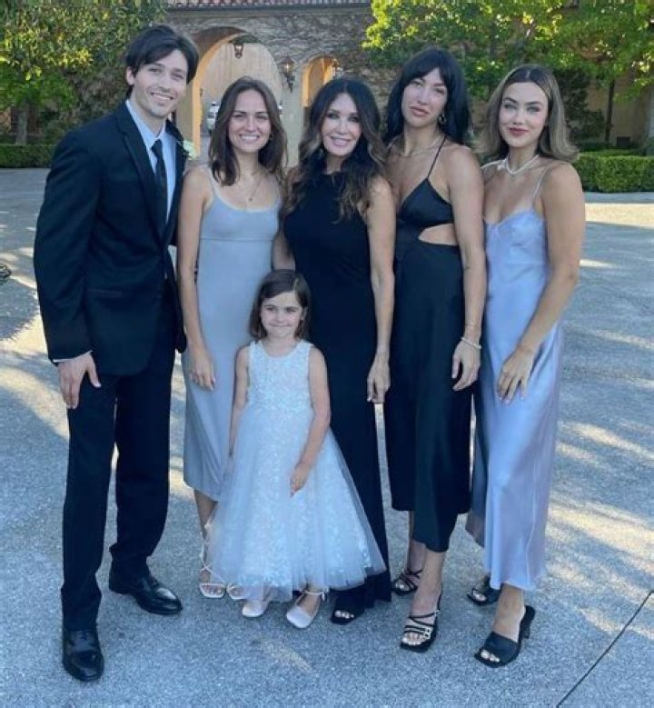 Timothy Simons Biography, Age, Height, Wife, Net Worth, Family