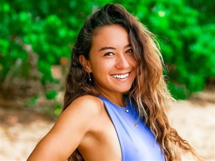 Tina Cohen (YouTube Star) - Age, Birthday, Bio, Facts, Family, Net Worth, Height & More