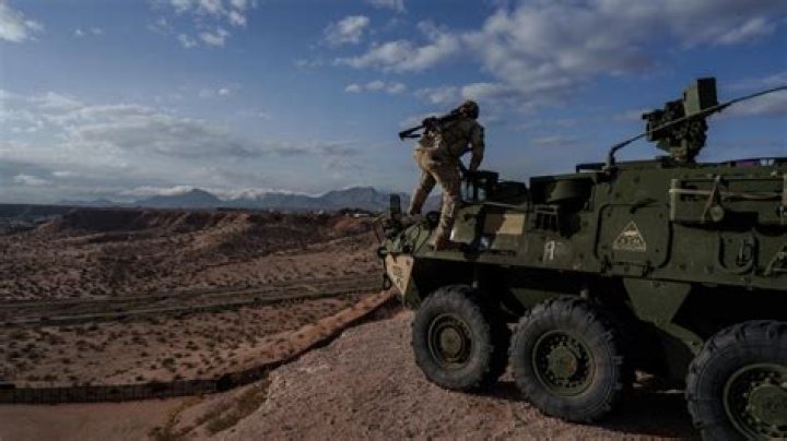 Tourist Busts Vatican Statues Because He Couldn't See The Pope