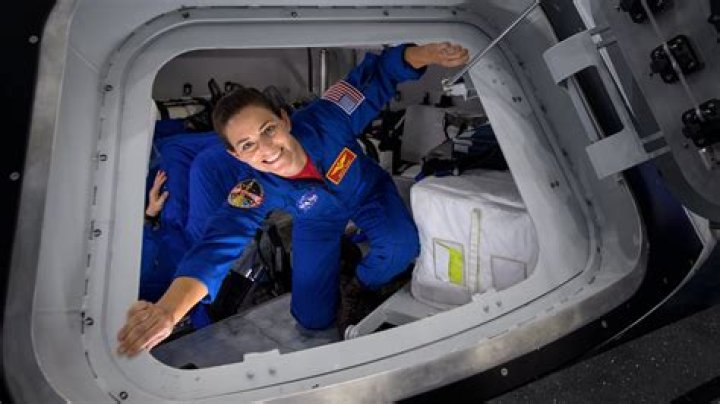 Travis Mann: Facts On Nicole Aunapu Mann Husband and Parents