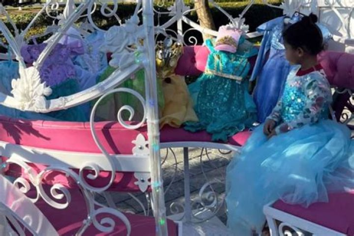 Travis Scott Gifts Stormi Webster Her Own Cinderella Carriage For Christmas — See The Video
