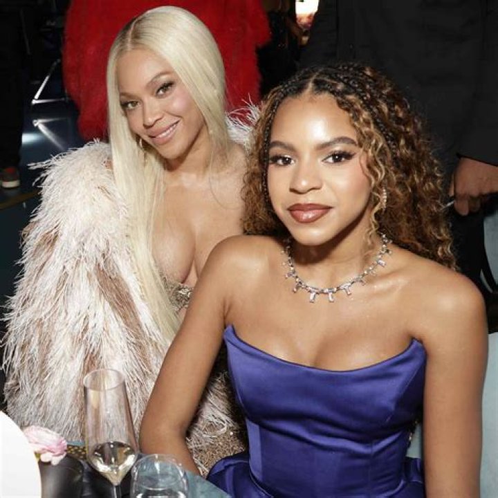 TwinningBeyoncé Shares Adorable Comparison Photo of Herself and Blue Ivy at the Same Age