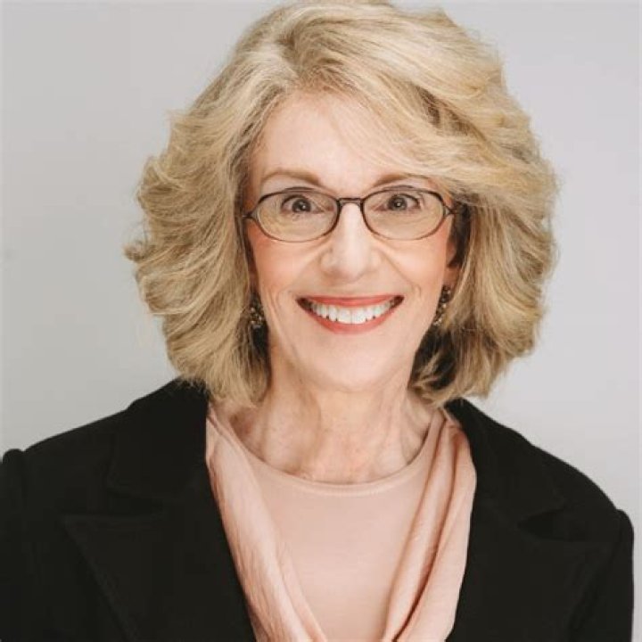 Dr. Victoria Schneider, MD – Honolulu, HI