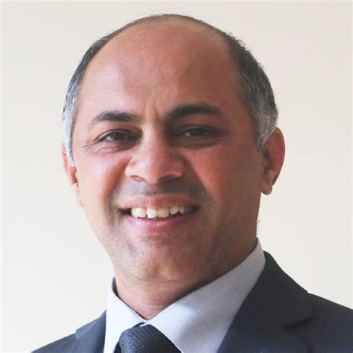 Dr. Vinayak Bapat, MD – Minneapolis, MN