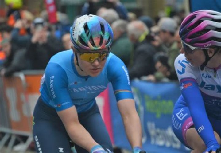 What ethnicity is Maike van der Duin? What nationality is Maike van der Duin?