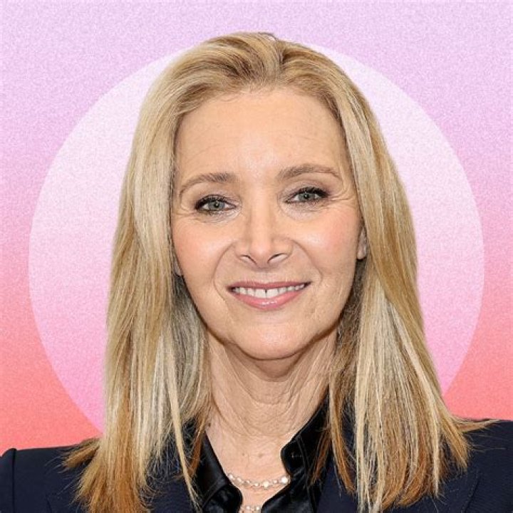 What is Lisa Kudrow’s IQ? Is Lisa Kudrow a medical doctor?