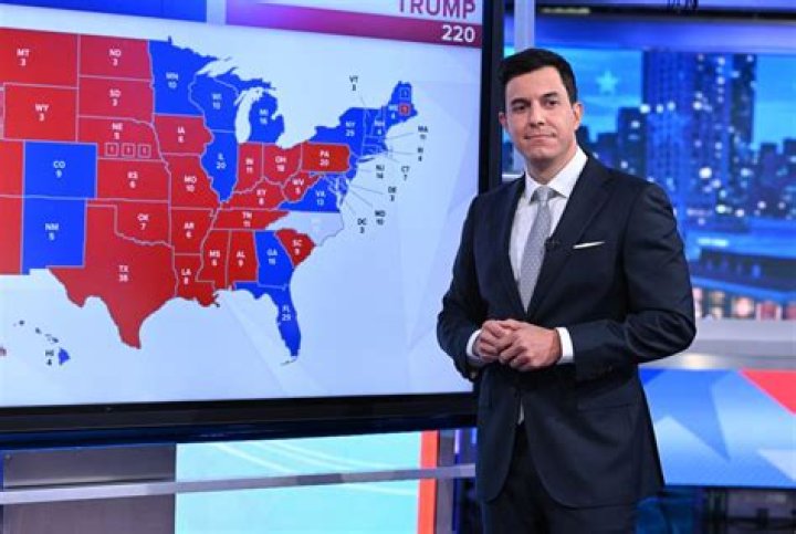 What is Tom Llamas salary?