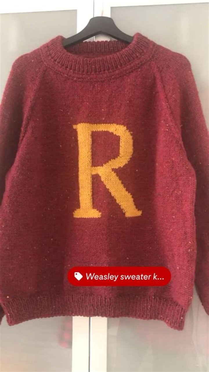 What kind of sweater does Harry Potter wear?