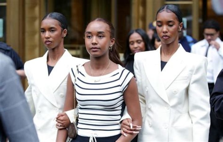 Who are Ray Lewis’ daughters? Who are Ray Lewis’ sons?