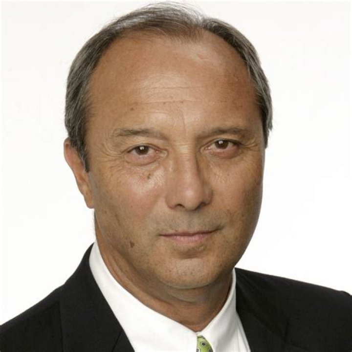 Who does Mike Taibbi work for? Is Mike Taibbi still alive?