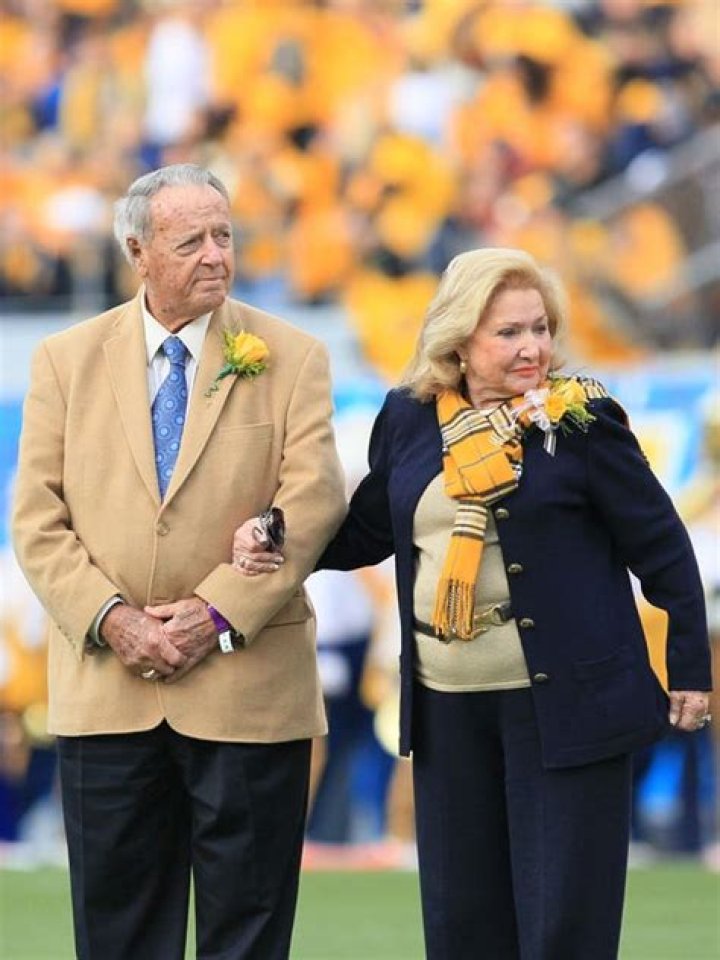 Who Is Bobby Bowden Wife Ann Bowden? Everything On Her Age And Family