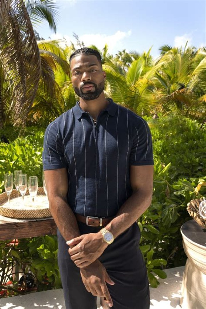 Who Is Chris Gillis? Meet The FBOY Island Cast On Instagram