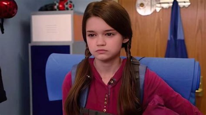 Who is Ciara Bravo? Biography, Wiki, Age, Height, Boyfriend, Net worth, Family, Ethnicity & More