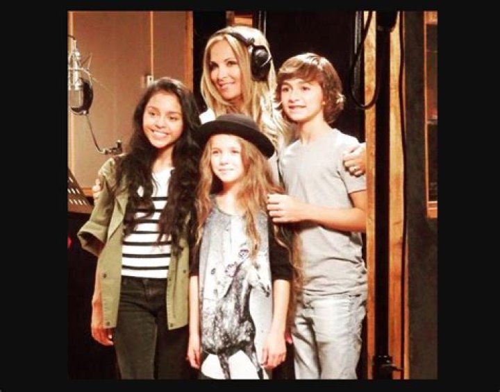 Who is Hélène Ségara’s Husband? All About Mathieu Lecat