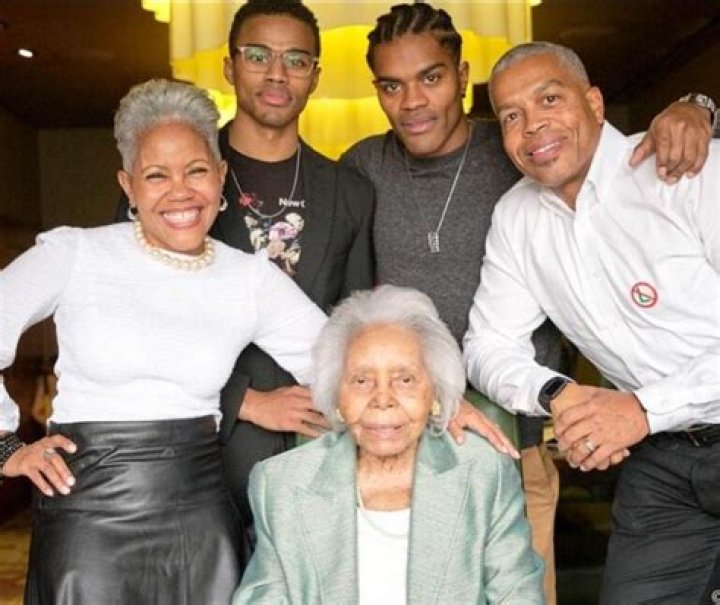 Who is Kyle Bary? Wiki, Biography, Height, Age, Parents, Brother, Girlfriend, Net Worth & More