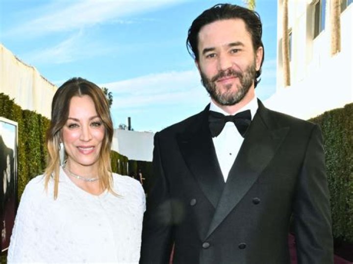 Who is Tom Pelphrey? Wiki, Biography, Net worth, Wife, Age, Family & Facts About Kaley Cuoco's Boyfriend