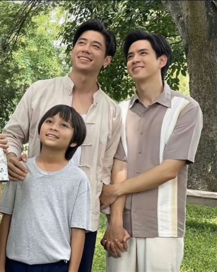 Who Is Why R U Actor Toy Thanapat Girlfriend? Instagram, Issues & Drama Explained