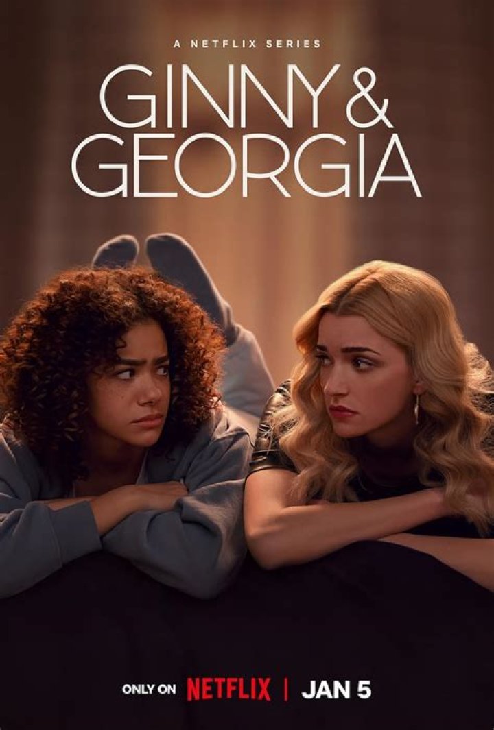 Who plays Georgias sister on Ginny and Georgia?