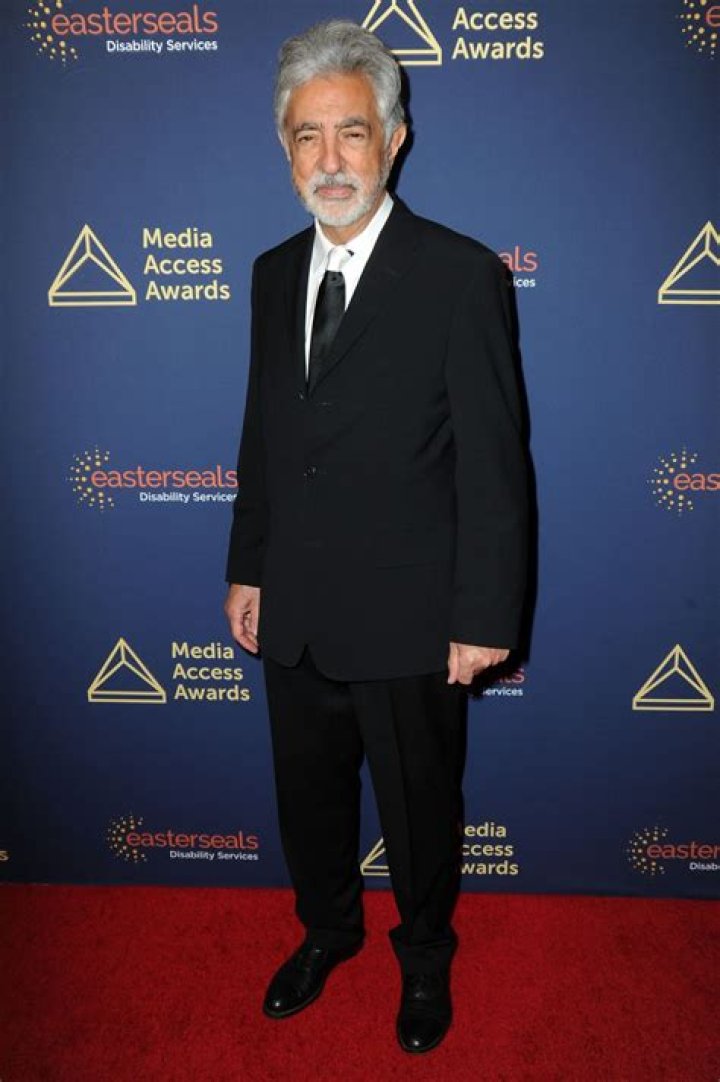 Why Did Joe Mantegna Lose So Much Weight? Is Joe Mantegna Nice?