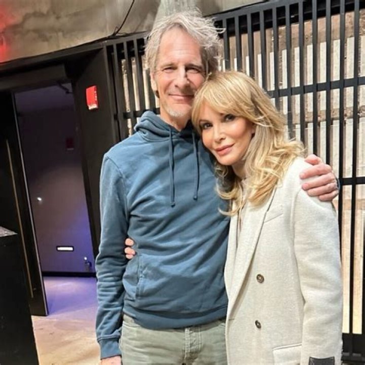 Wil Bakula Bio, Wiki, Age, Parents, Girlfriend, Movies and Net Worth