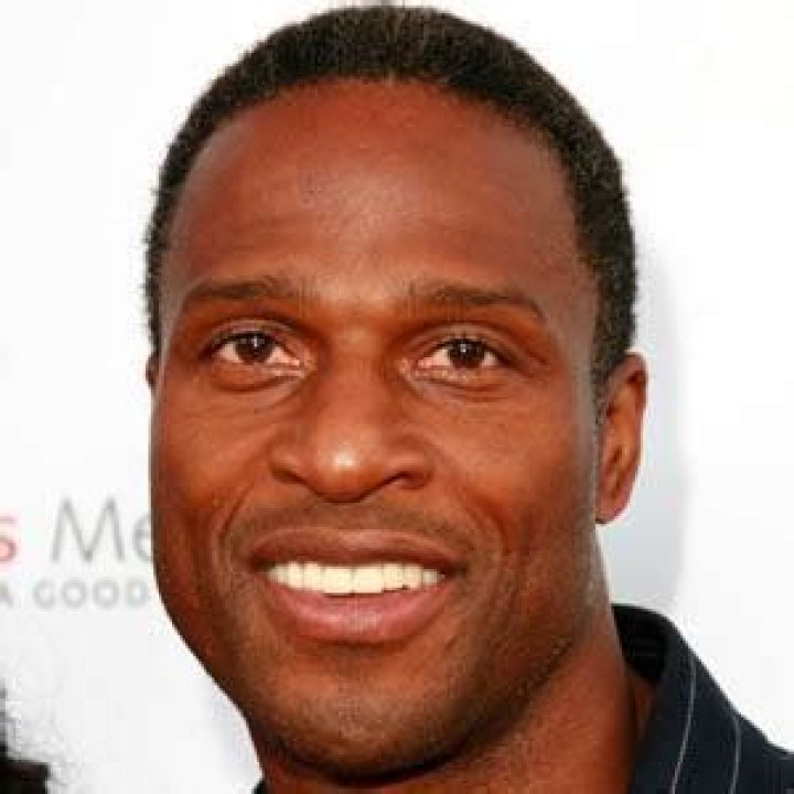 Willie Gault (Football Player) - Age, Birthday, Bio, Facts, Family, Net Worth, Height & More