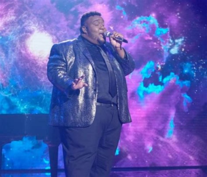 Willie Spence Biography, Net Worth, Age, Songs, Weight , Family, Facts