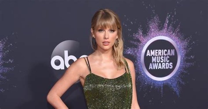 Woah! Taylor Swift Just Beat Another Record and Officially Has More AMAs Than Michael Jackson
