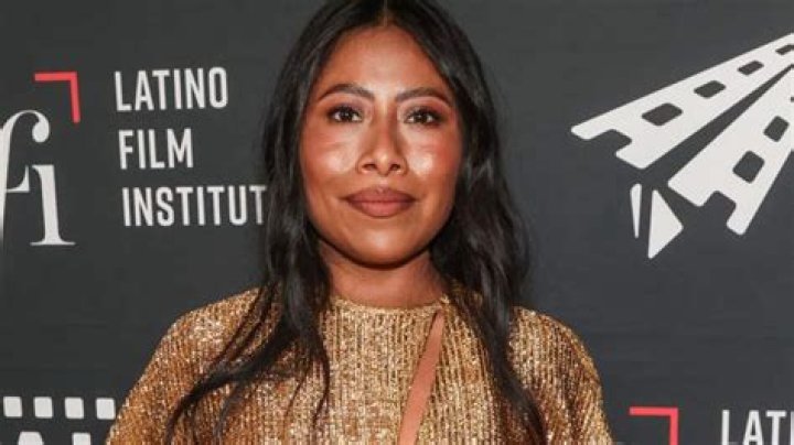 Yalitza Aparicio biografía, edad, altura, esposa, net worth, familia