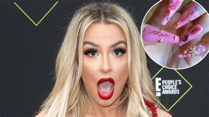 YouTuber Tana Mongeau’s Crazy Press-On Nails Are a Quarantine Dream — See Photos!