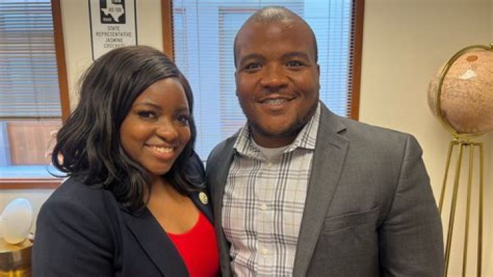 Zachary Weinfeld Biography, Age, Height, Husband, Net Worth, Family