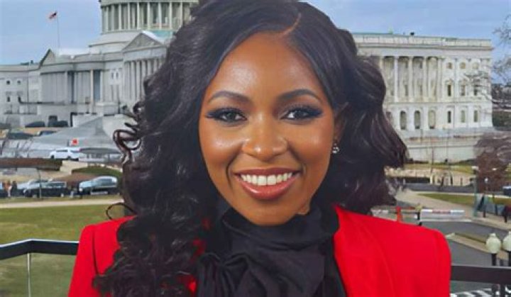 Zina Bethune Biography, Age, Height, Husband, Net Worth, Family